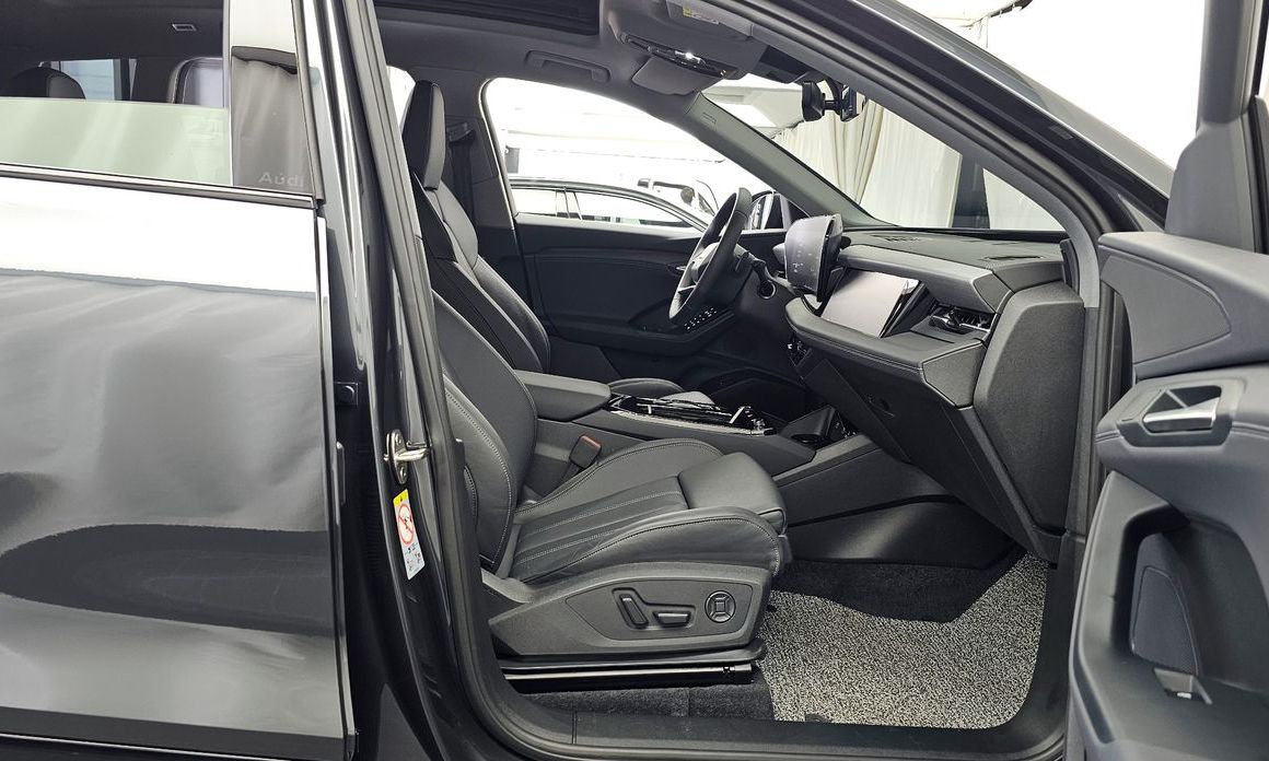 Audi Q6 e-tron 2025