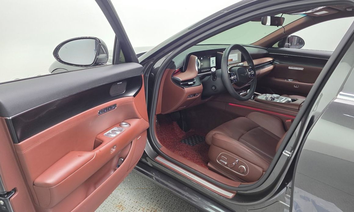 Genesis G90 2025