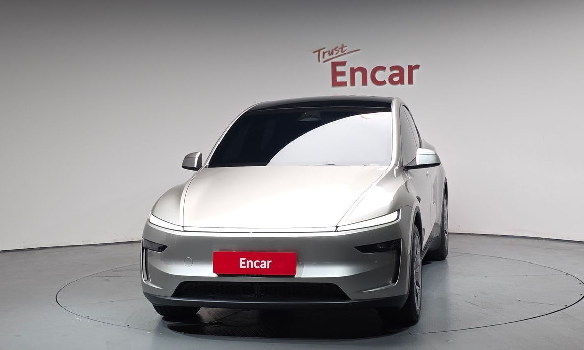 Tesla Model Y 2026