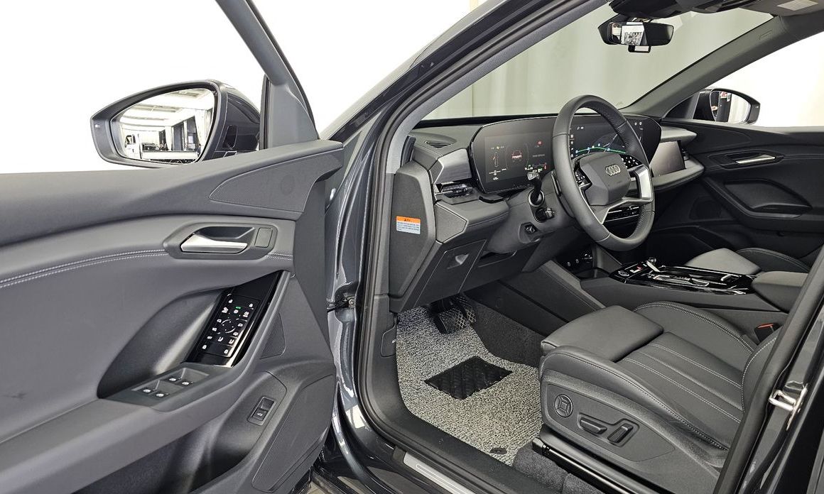 Audi Q6 e-tron 2025