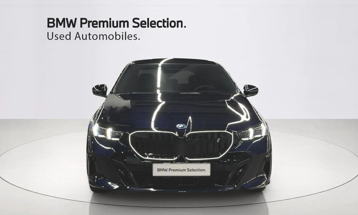 BMW i5 2024