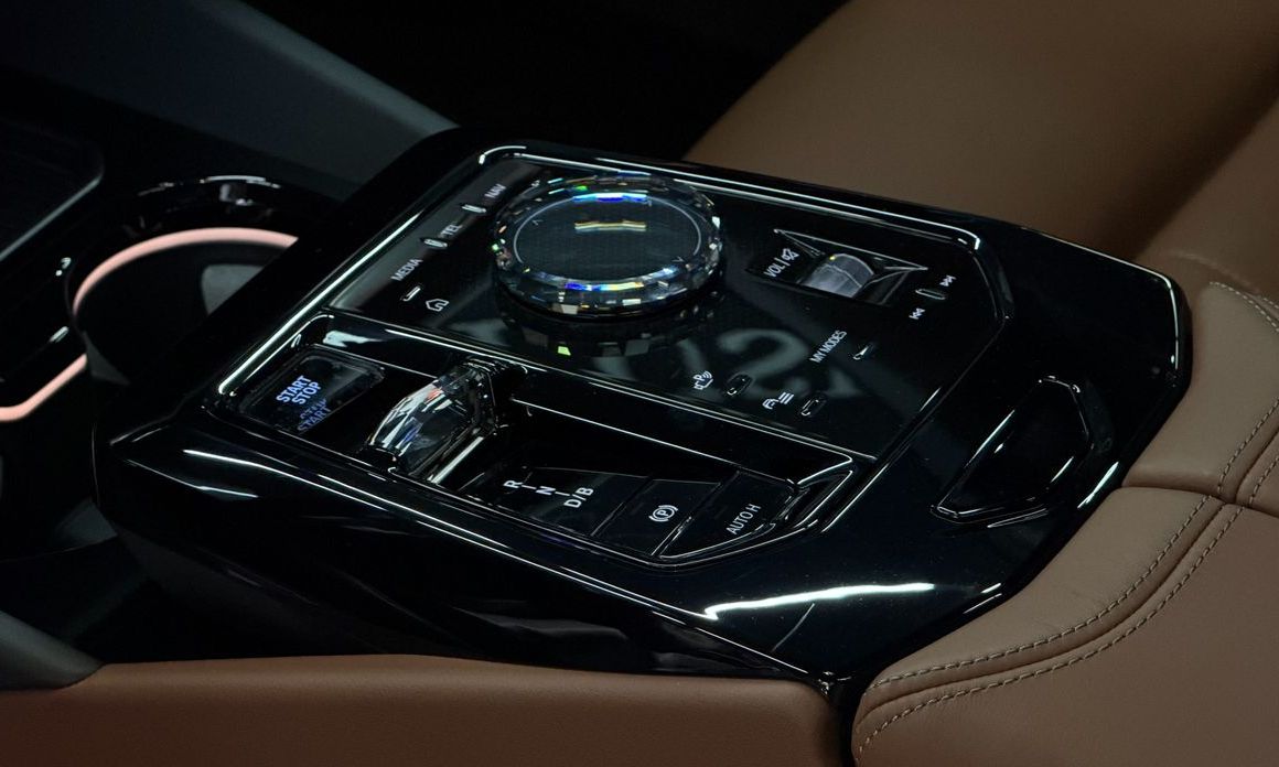 BMW i5 2024