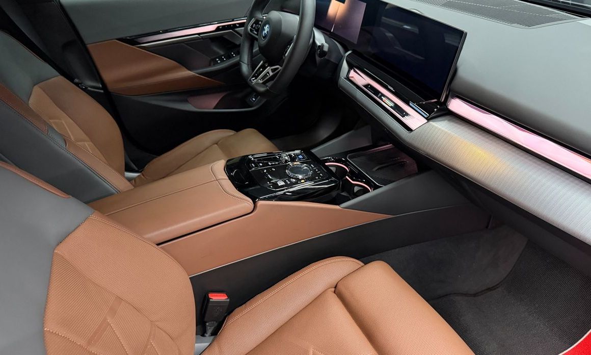 BMW i5 2024