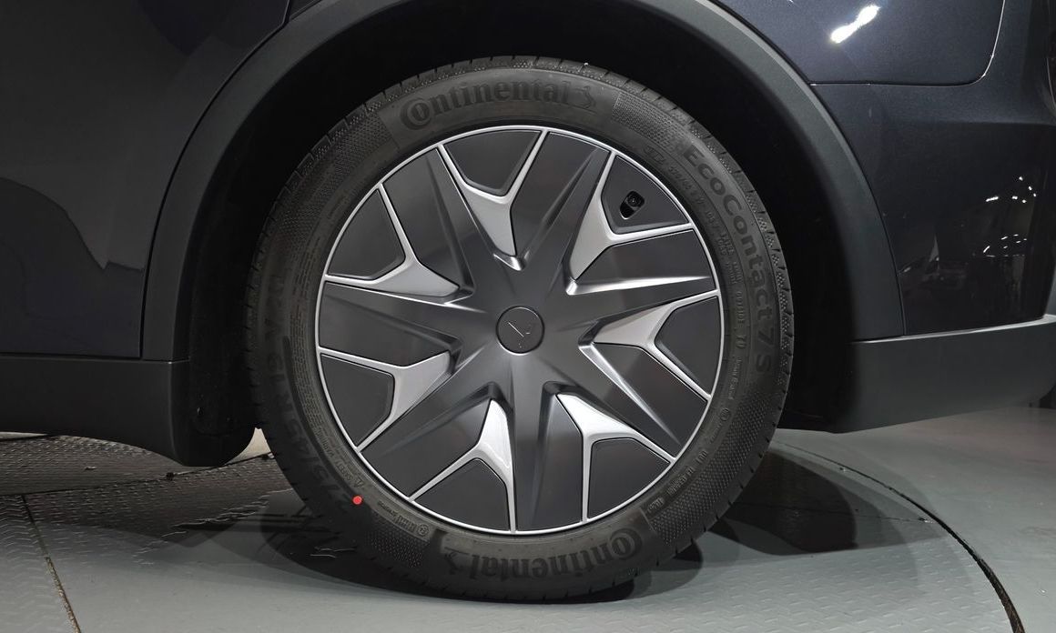 Tesla Model Y 2026