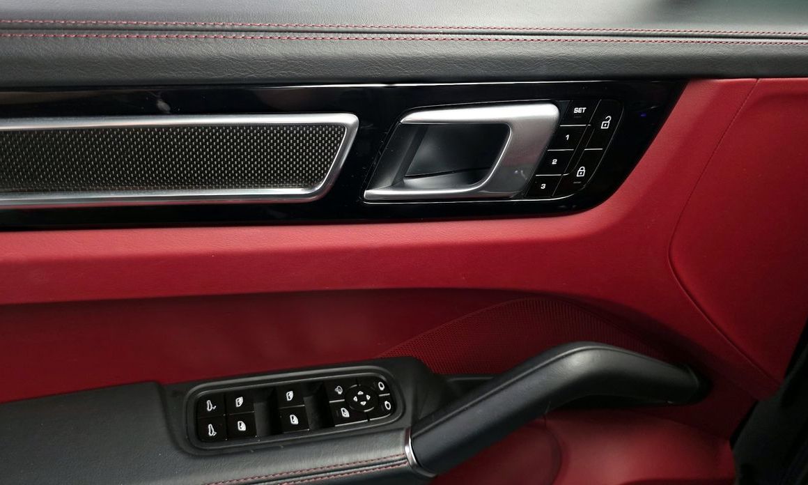 Porsche Cayenne 2020
