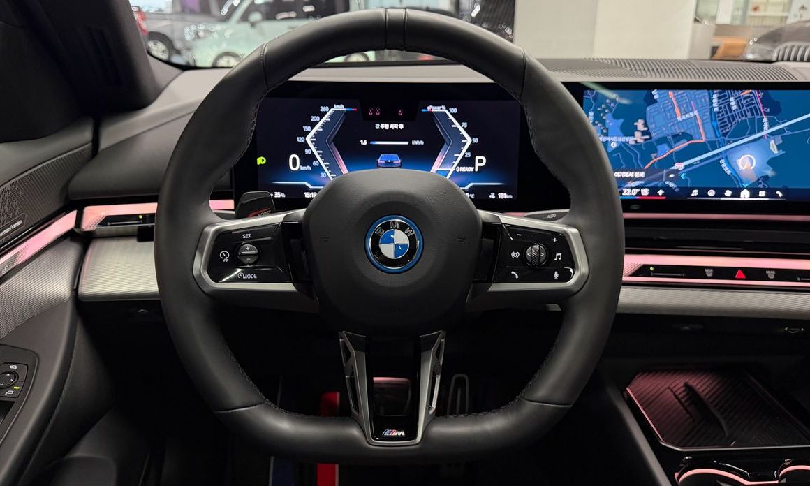 BMW i5 2024