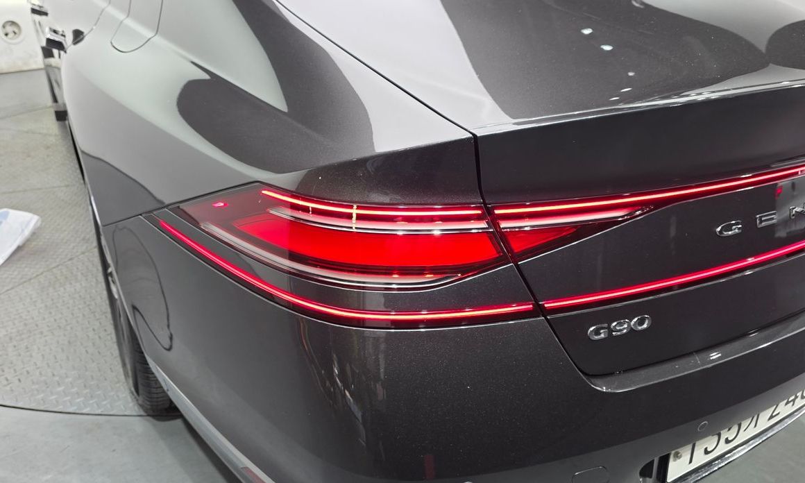 Genesis G90 2025
