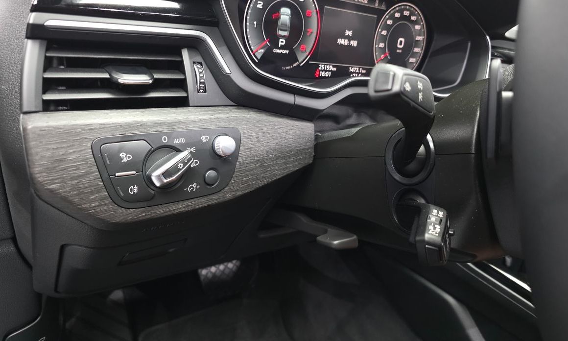 Audi A4 2023