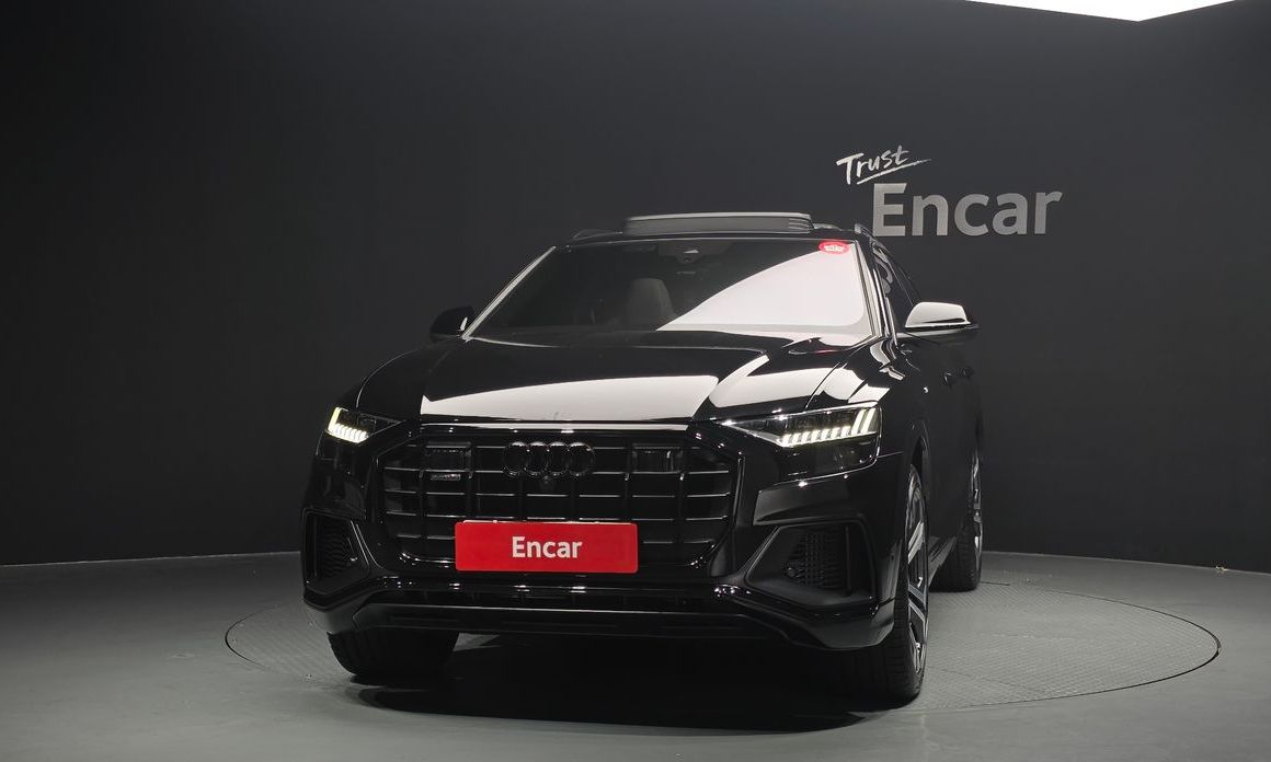 Audi Q8 2023