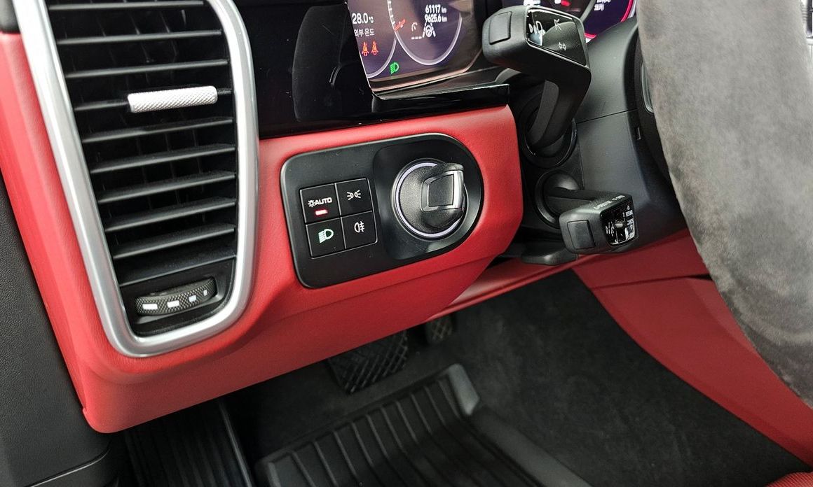 Porsche Cayenne 2023