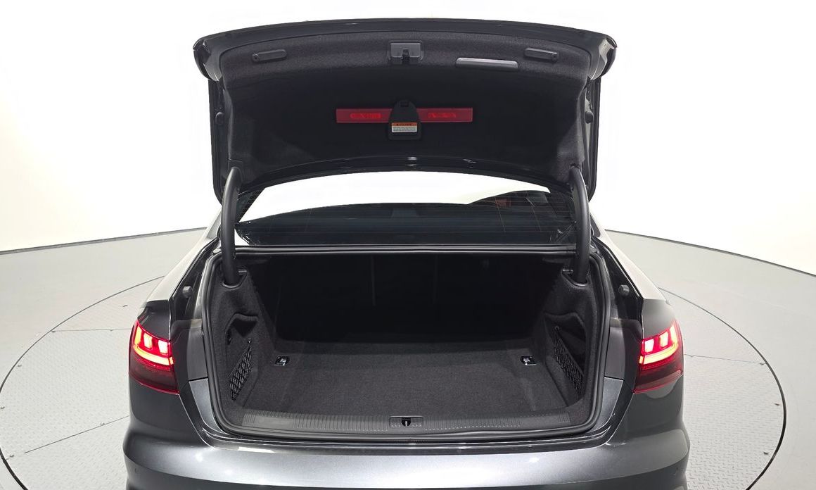Audi A4 2023
