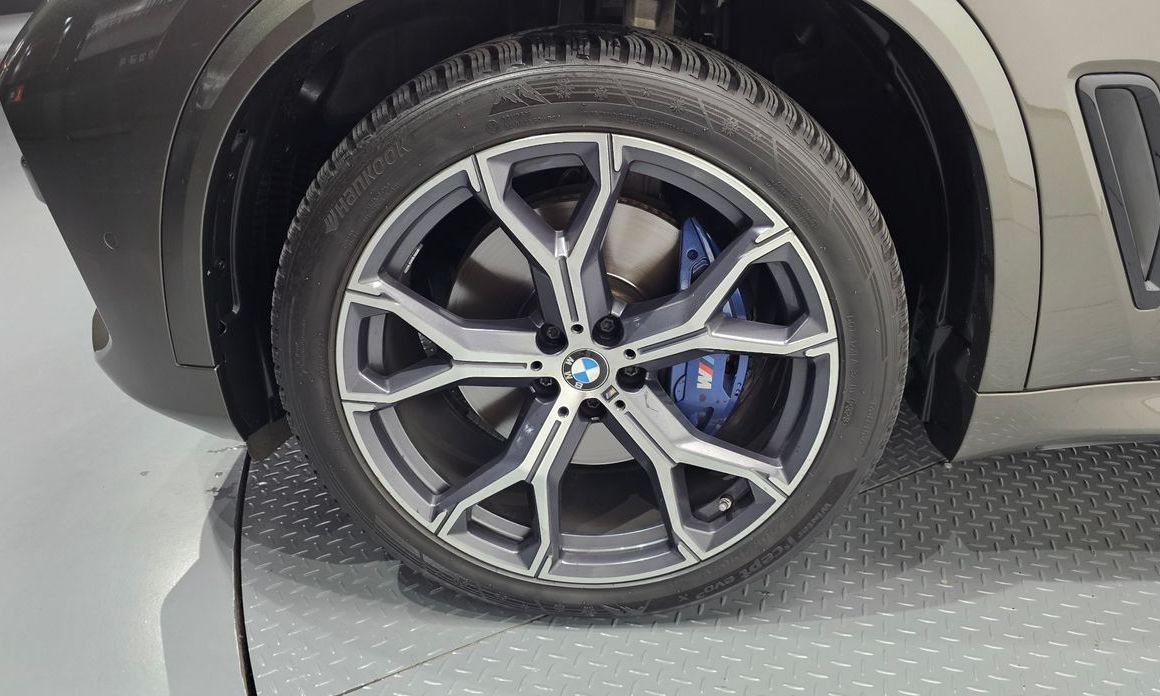 BMW X5 2023