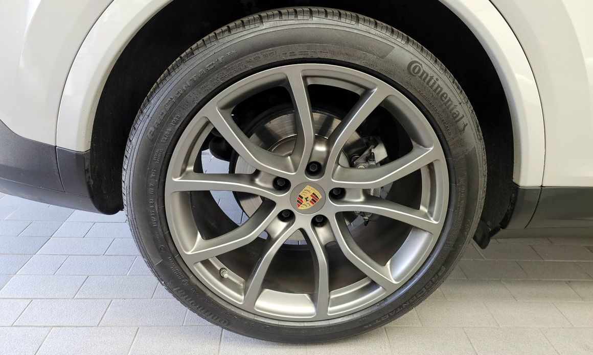 Porsche Cayenne 2023