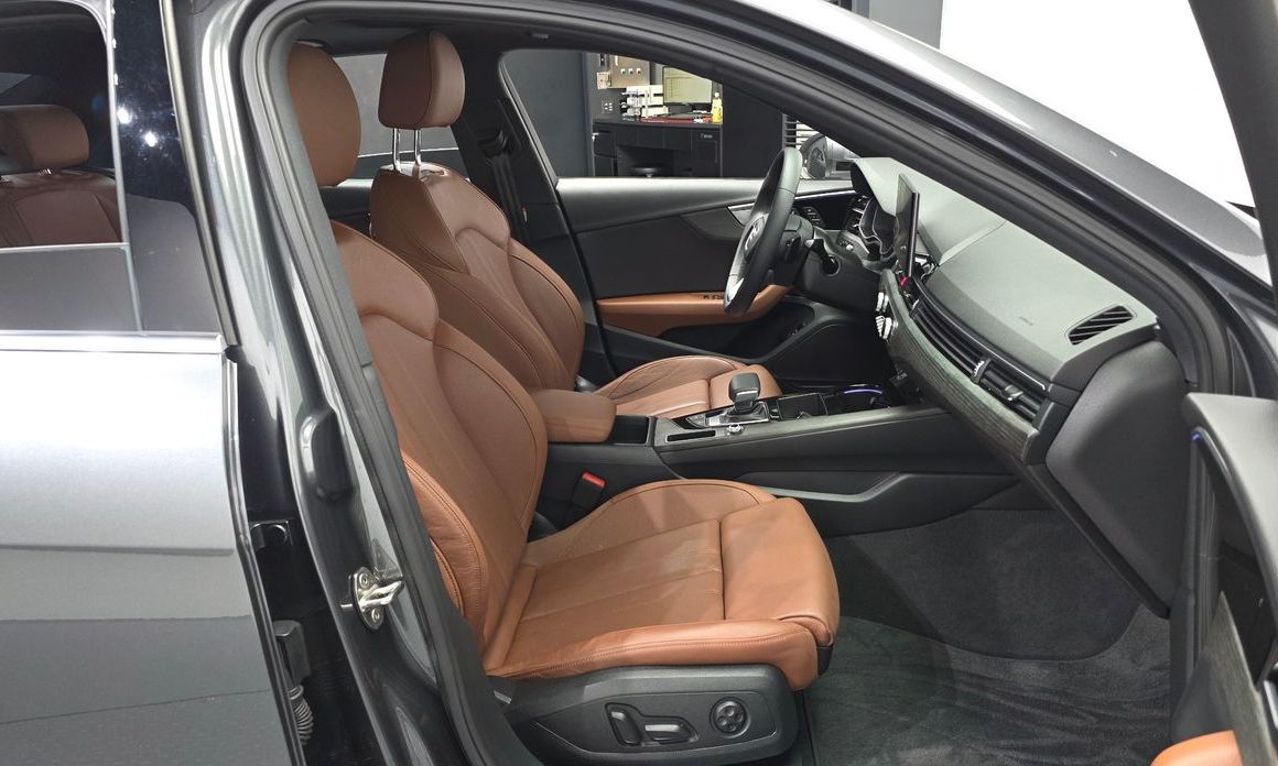 Audi A4 2023