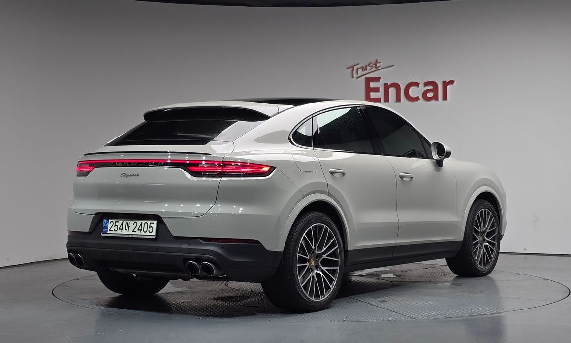 Porsche Cayenne 2021