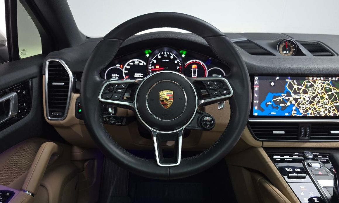 Porsche Cayenne 2021