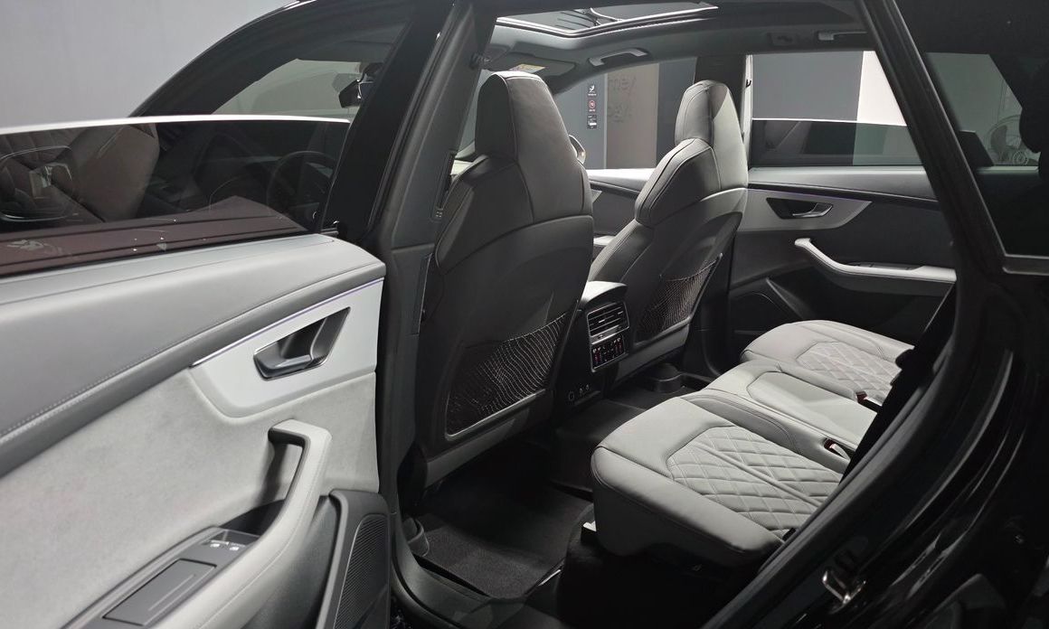 Audi Q8 2023