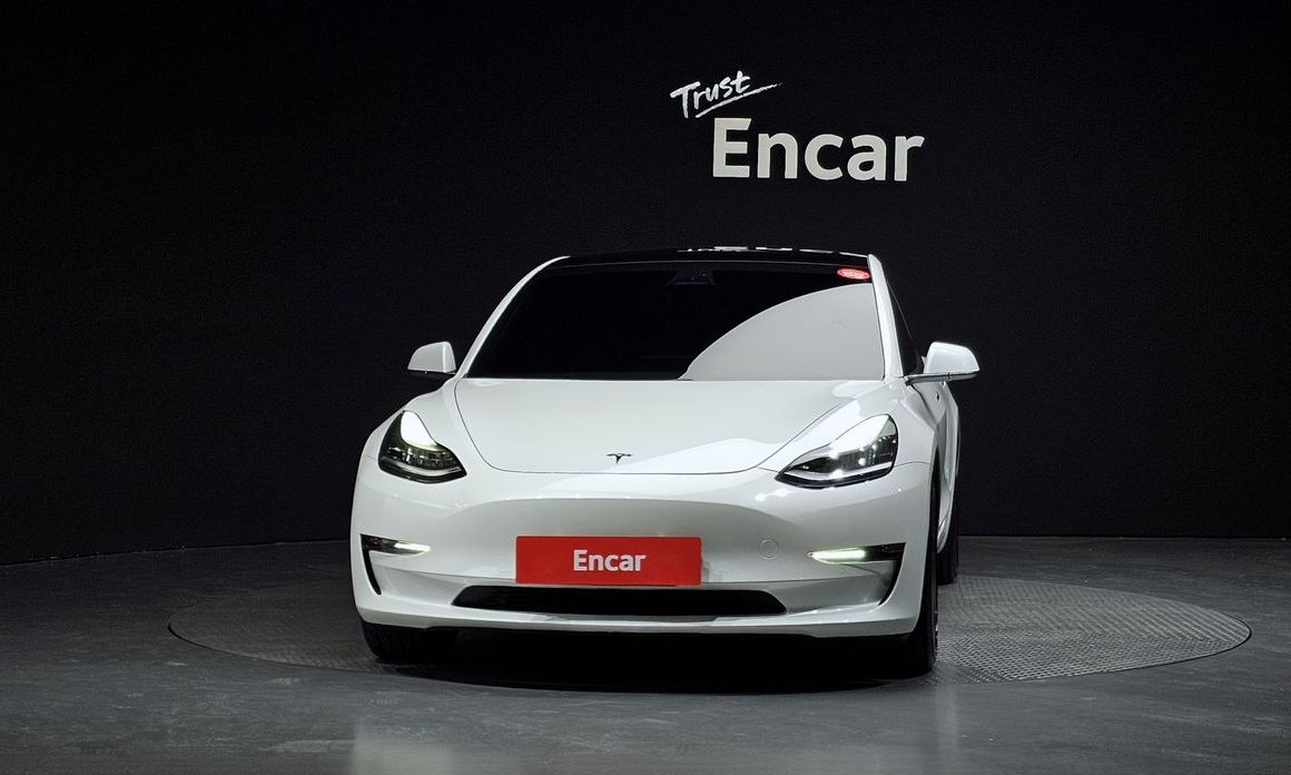 Tesla Model 3 2020
