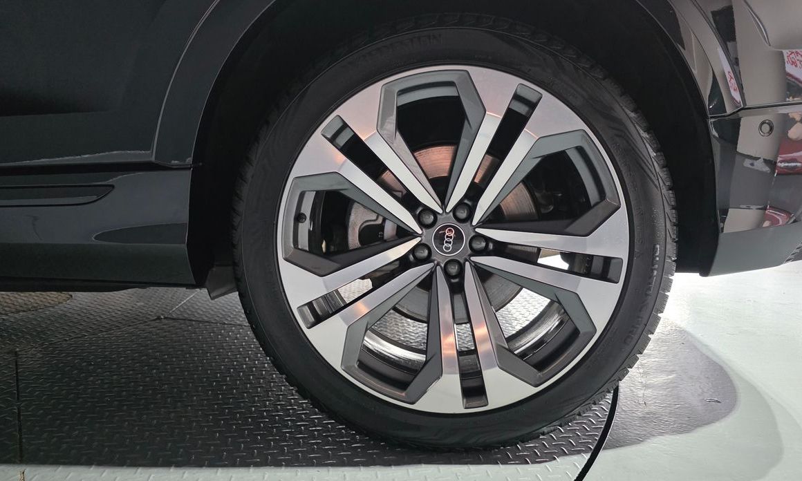 Audi Q8 2023