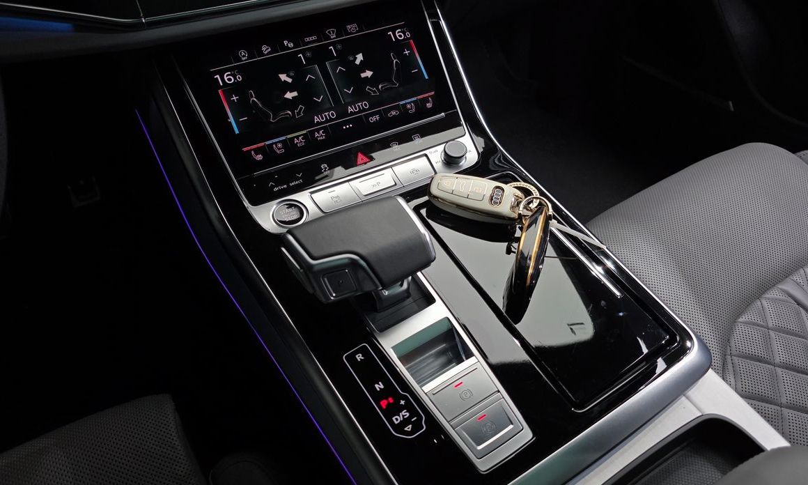 Audi Q8 2023