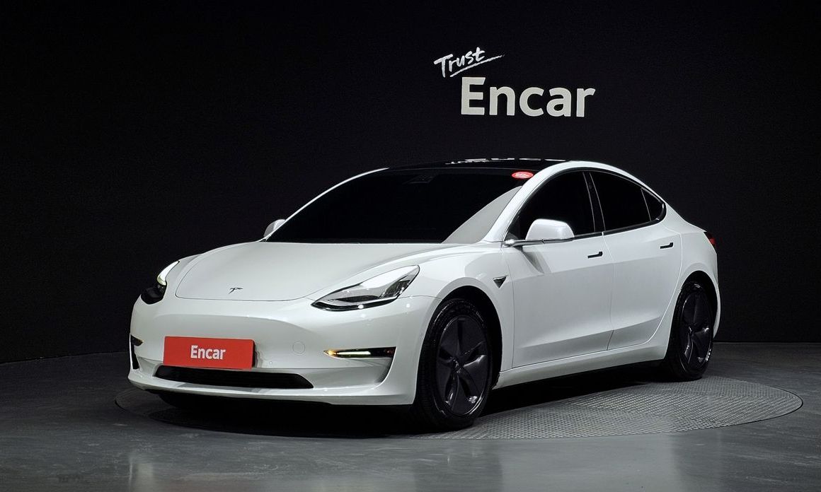 Tesla Model 3 2020