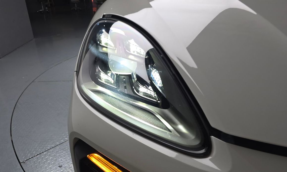Porsche Cayenne 2021