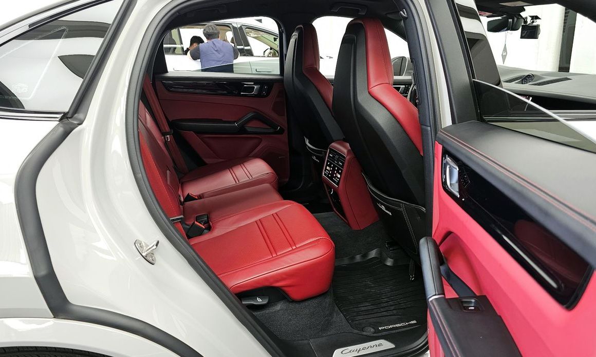 Porsche Cayenne 2023