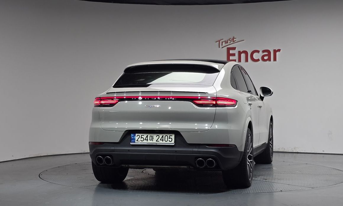 Porsche Cayenne 2021