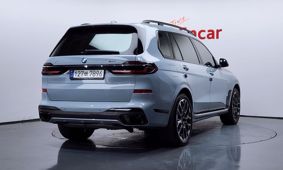 BMW X7 2024