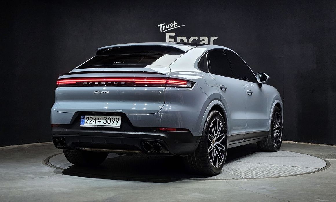 Porsche Cayenne 2024