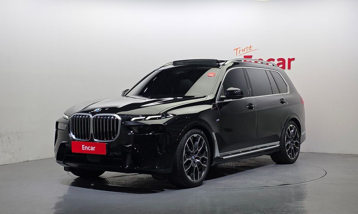 BMW X7 2025