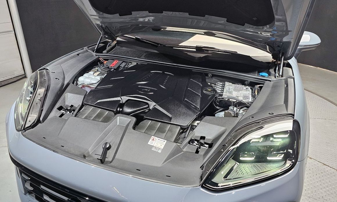 Porsche Cayenne 2024