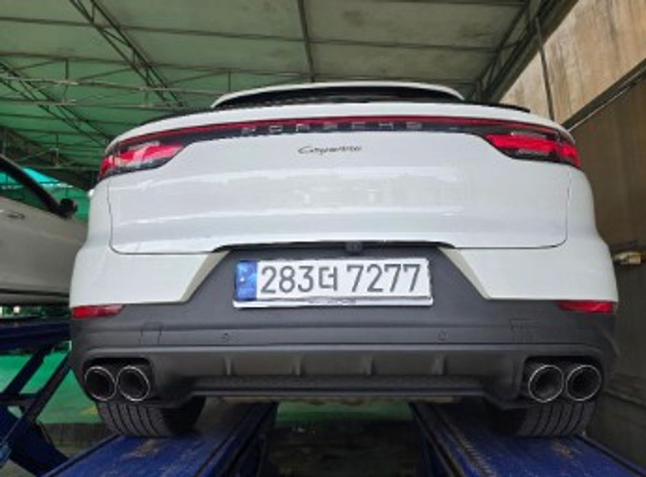 Porsche Cayenne 2023