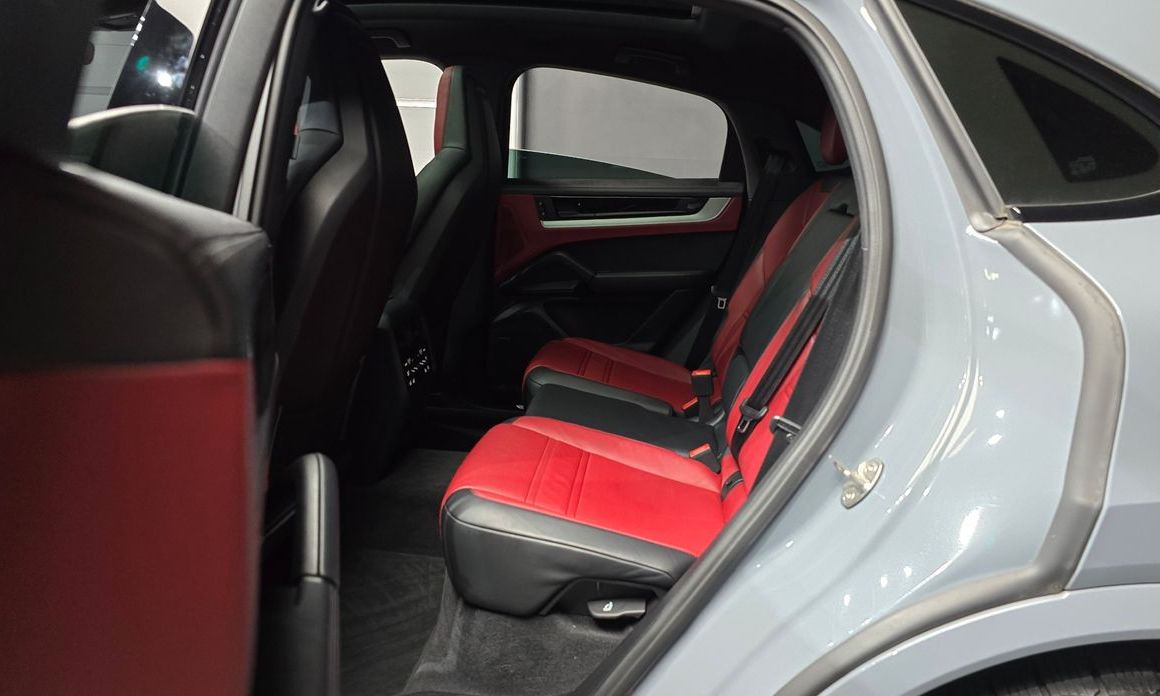 Porsche Cayenne 2024