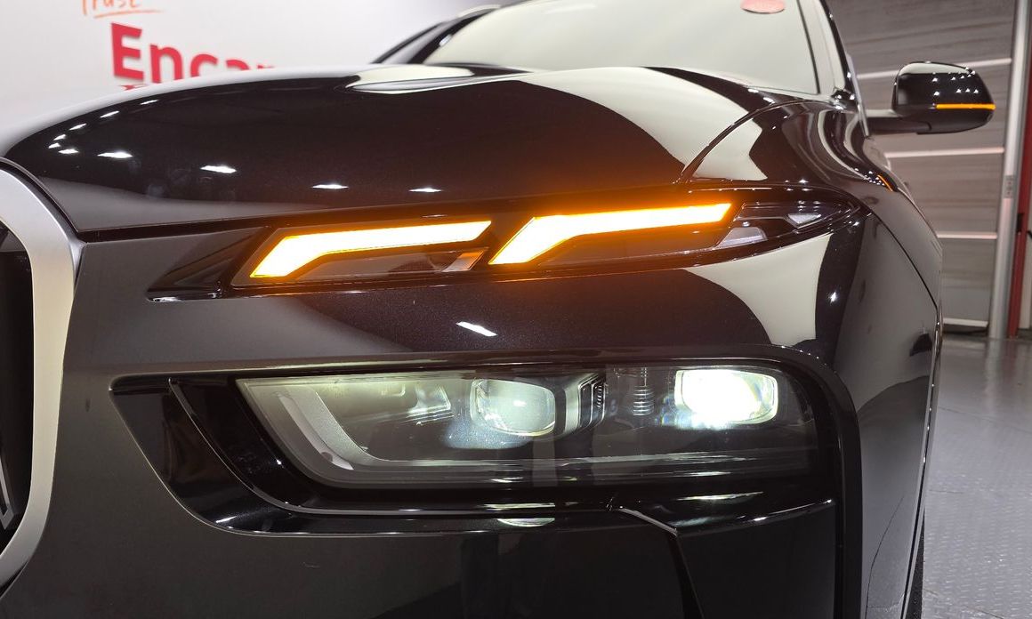 BMW X7 2025