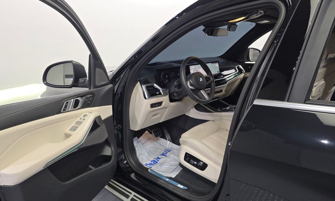 BMW X7 2025