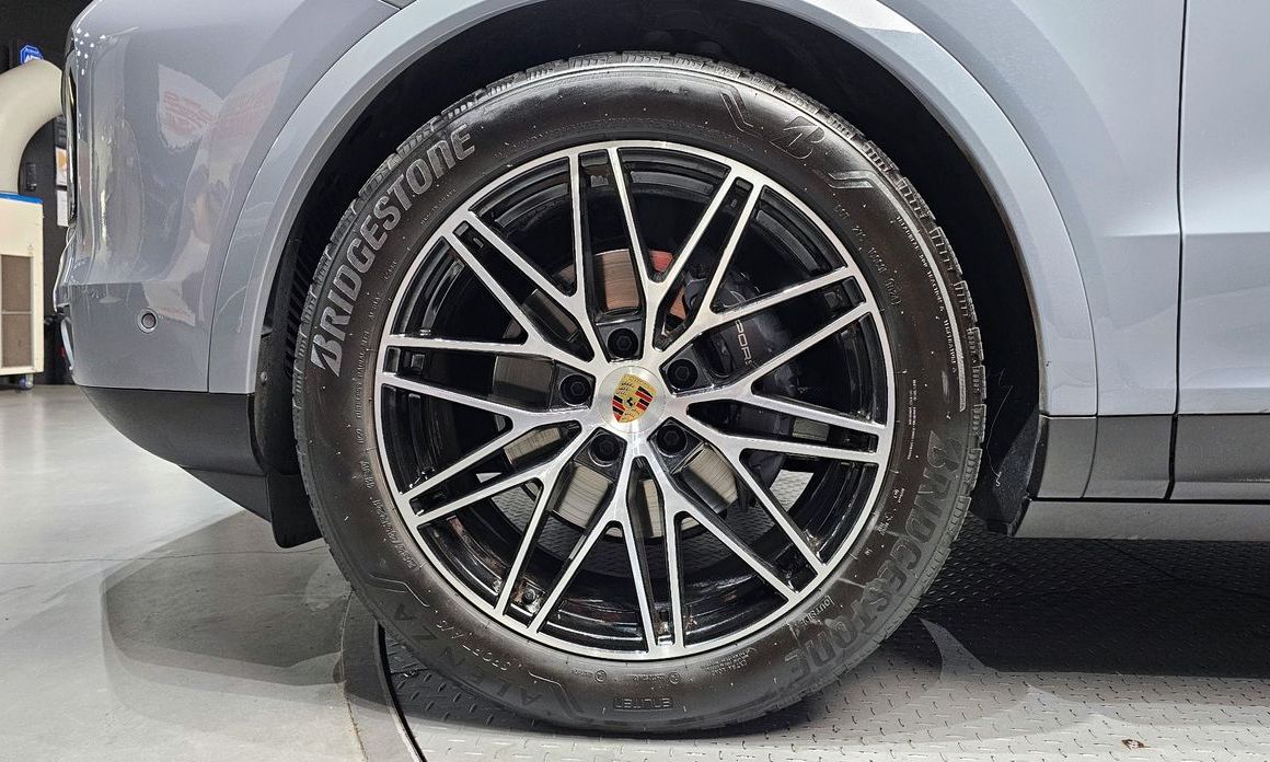 Porsche Cayenne 2024