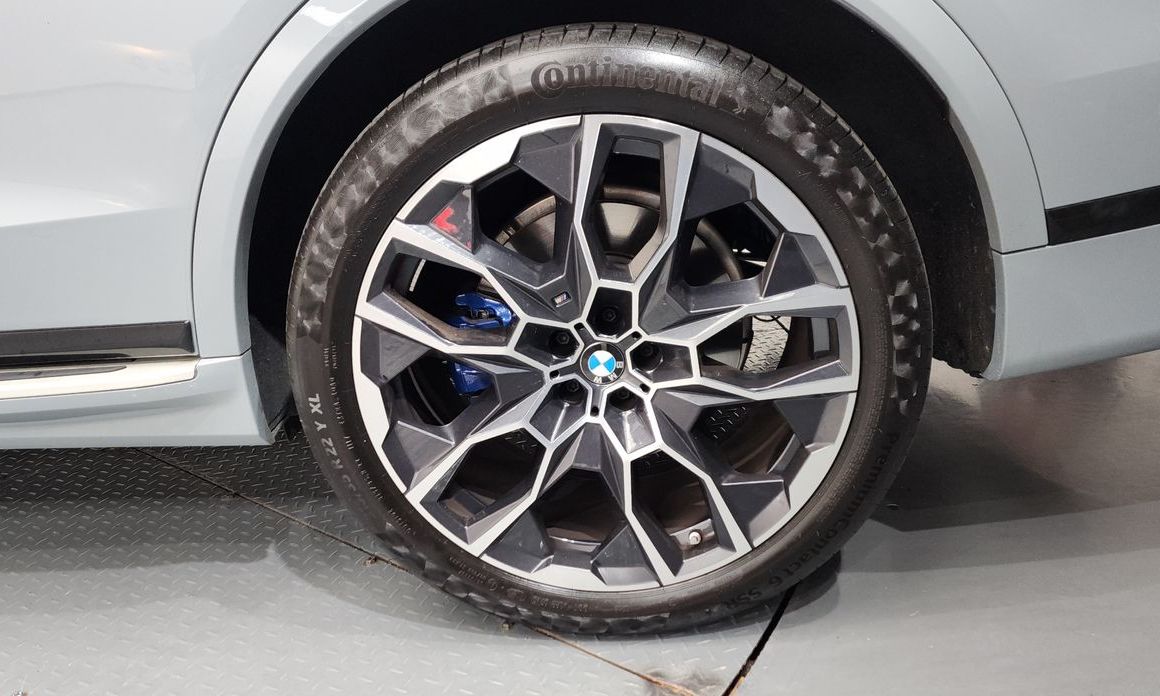 BMW X7 2024