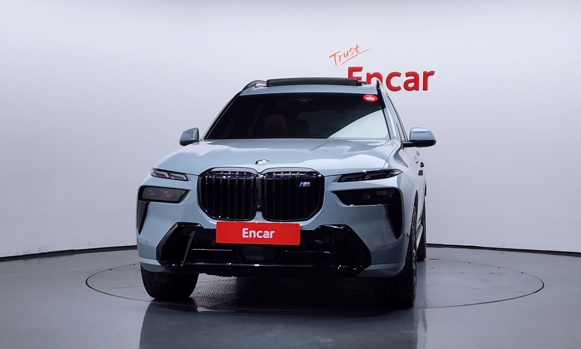 BMW X7 2024