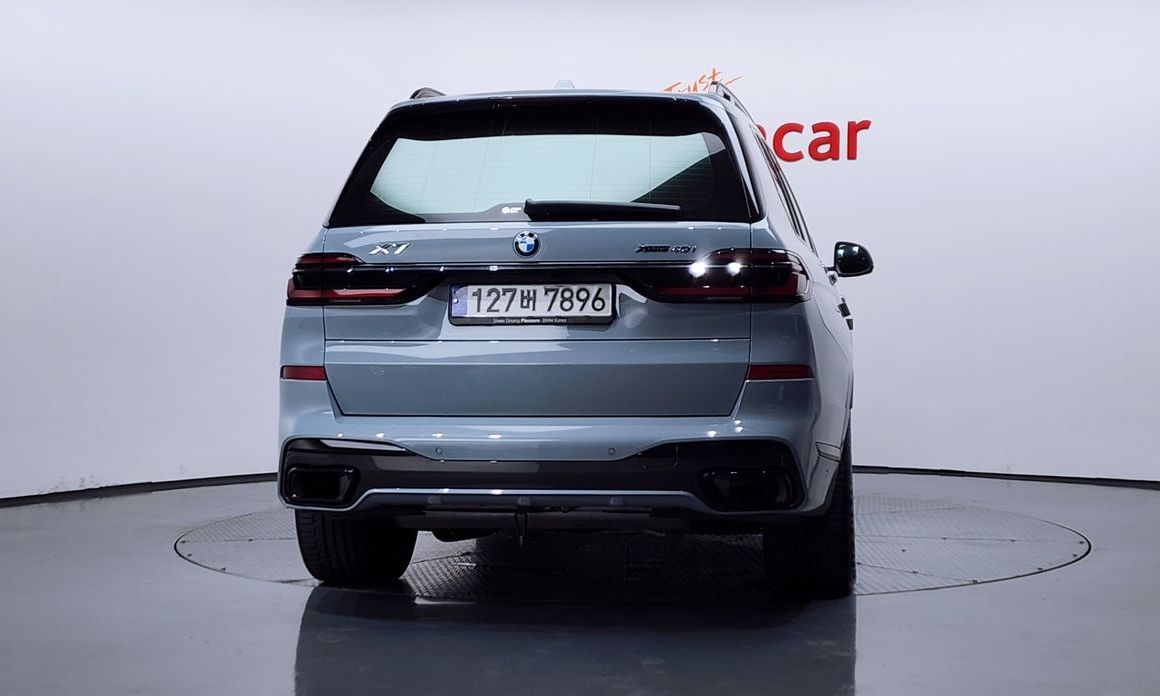 BMW X7 2024
