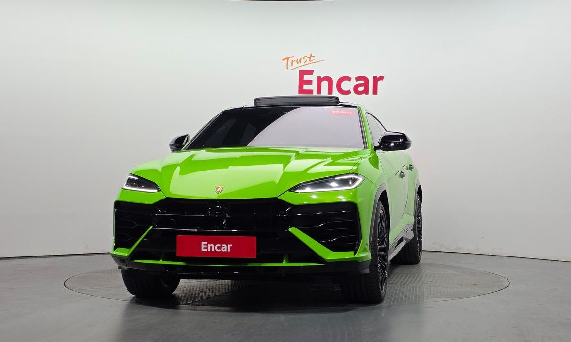 Lamborghini Urus 2025