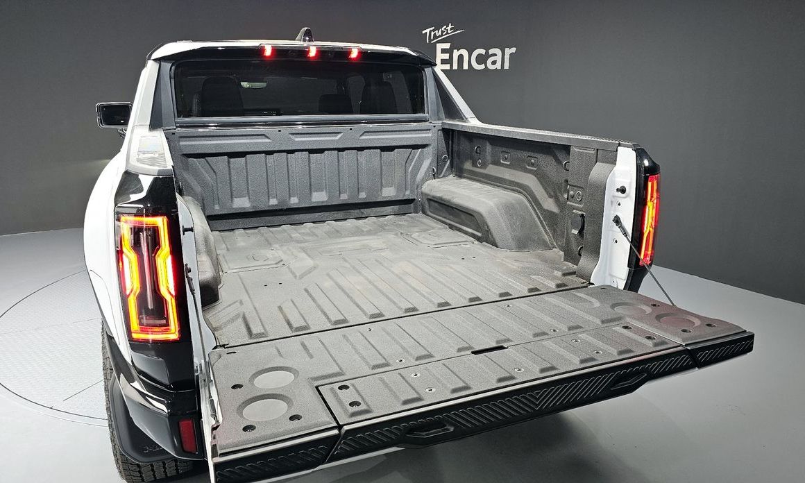 GMC Hummer EV 2025