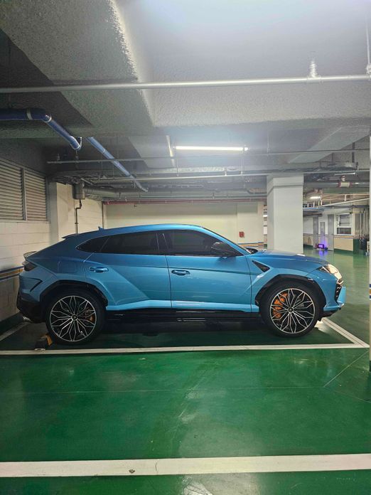 Lamborghini Urus 2025