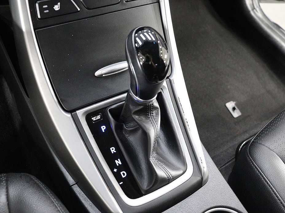 Hyundai AVANTE 2014