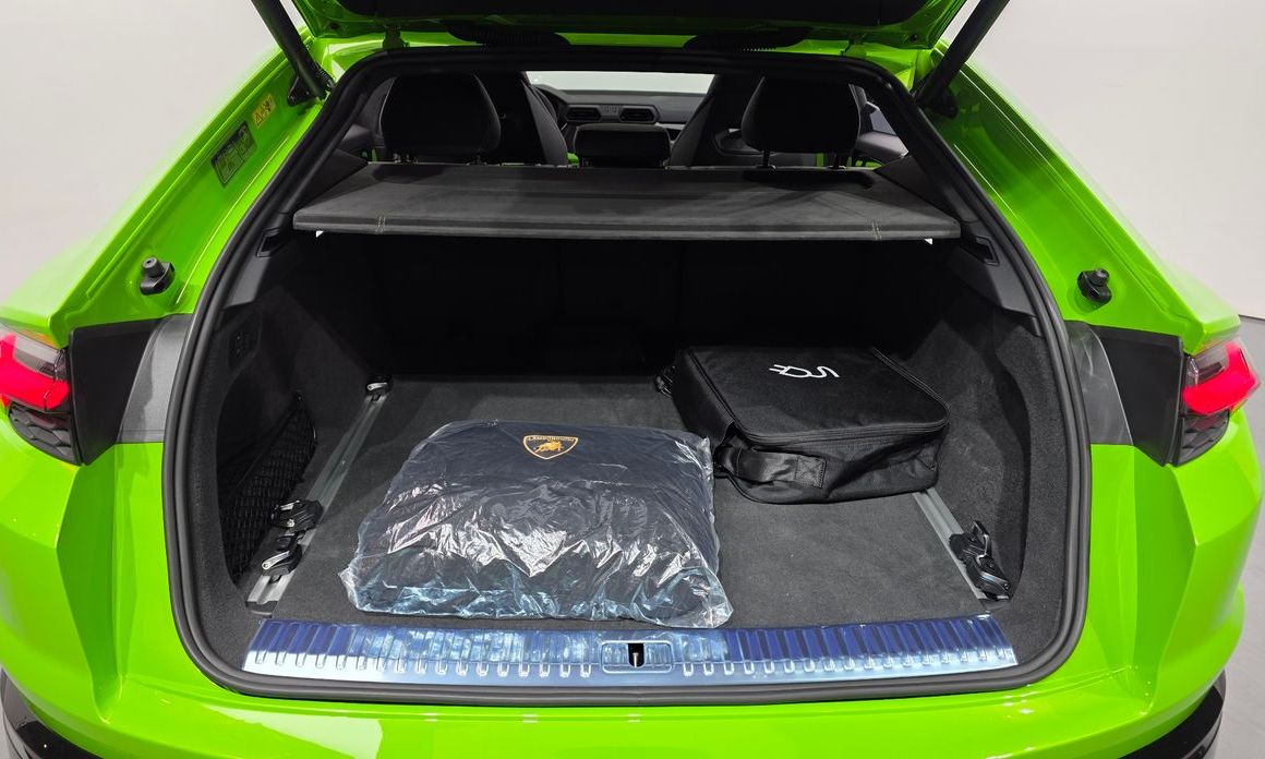 Lamborghini Urus 2025