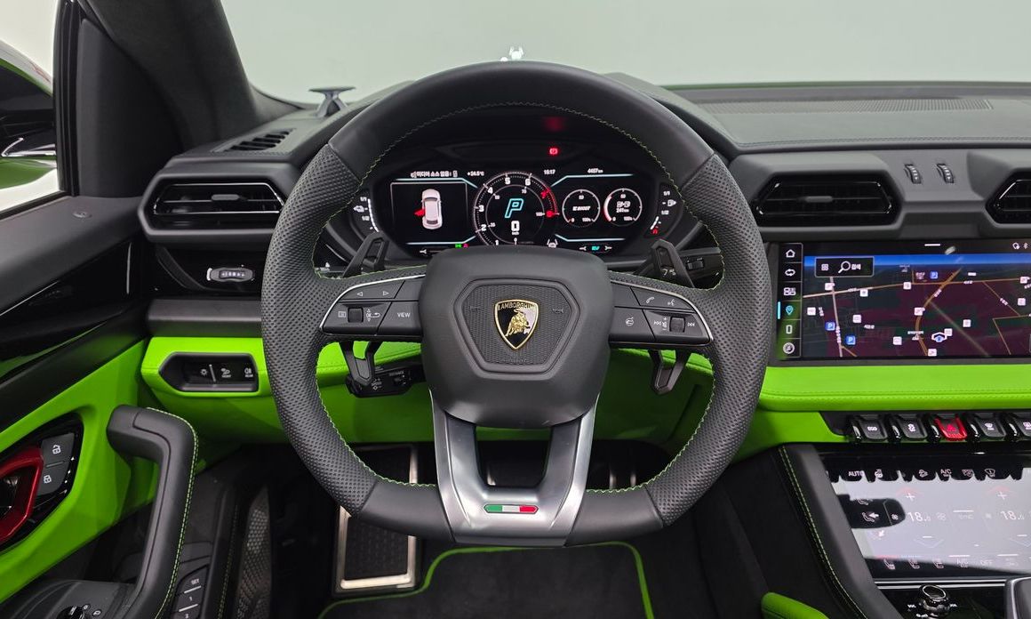 Lamborghini Urus 2025
