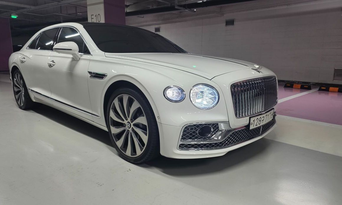 Bentley Flying Spur 2022