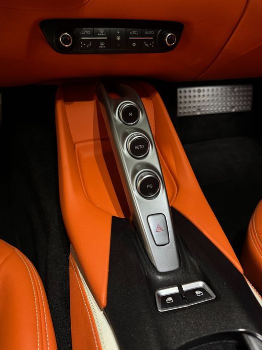 Ferrari 812 2020