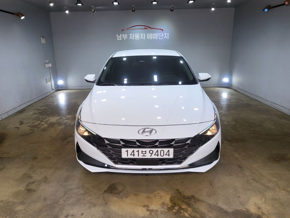 Hyundai AVANTE 2023