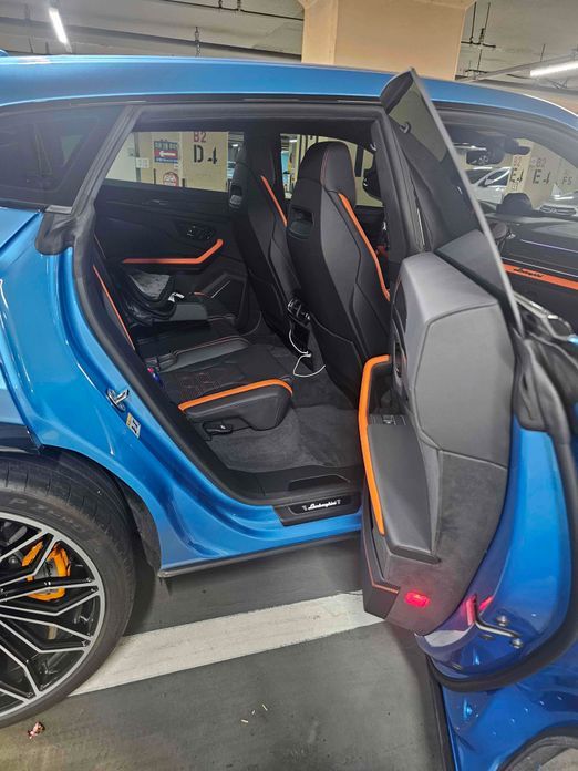 Lamborghini Urus 2025